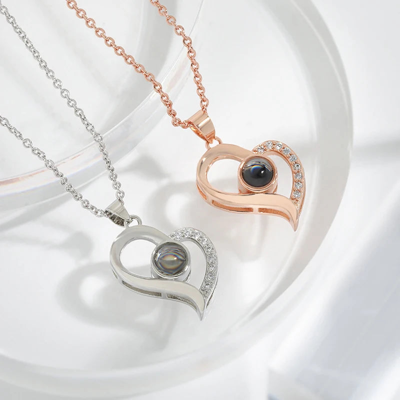 Projection Necklace Set With Rose Gift Box - Say "I Love You" in 100 Languages, The Perfect Romantic Gift for Special Occasions