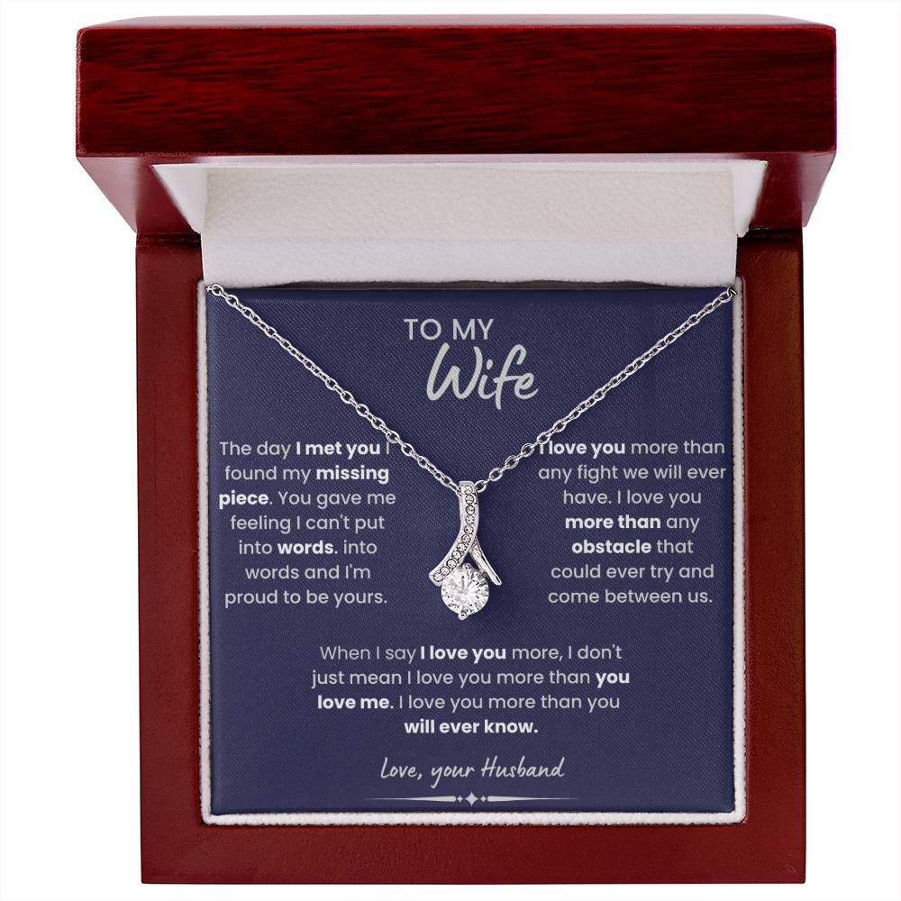 To My Wife Alluring Beauty Necklace