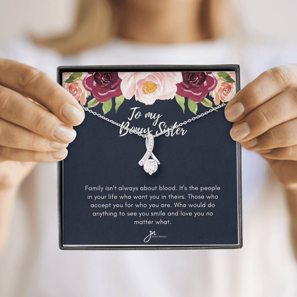 To My Bonus Sister Alluring Beauty Necklace