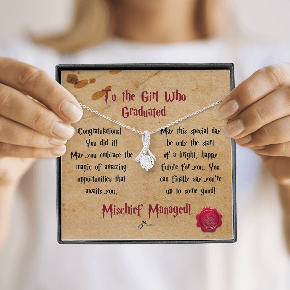 Alluring Beauty Graduation Necklace - Mischief Managed