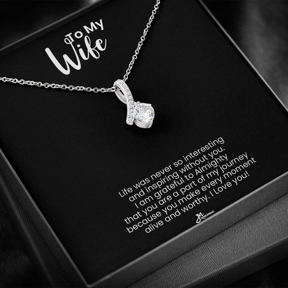 To My Wife Alluring Beauty Necklace - Grateful