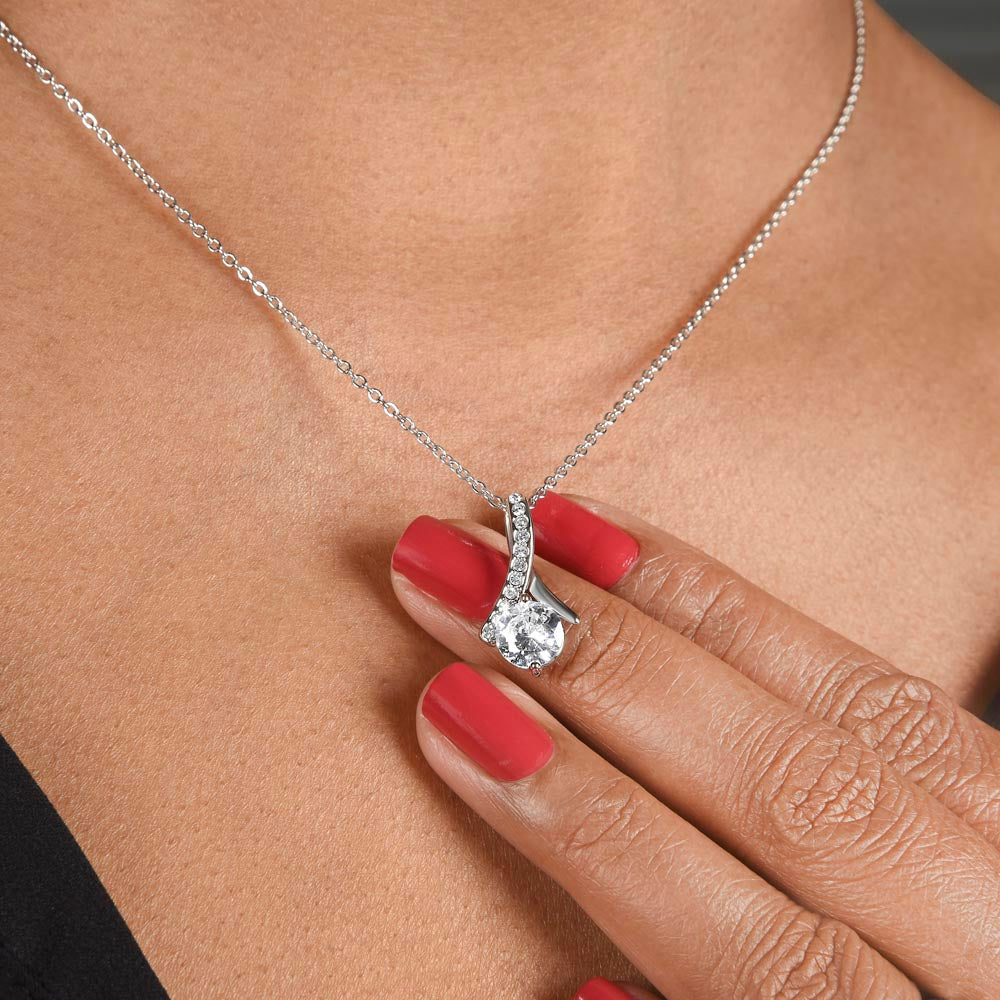 To My Mom Alluring Beauty Christmas Necklace